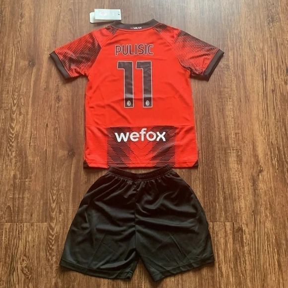 PULISIC AC MILAN Home Jersey 2023-24 Youth Kids Kit Small NWT - Picture 2 of 12